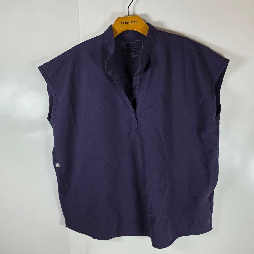 FIGS Technical Collection Purple Mandarin Collar Sleeveless Scrub Top Medium